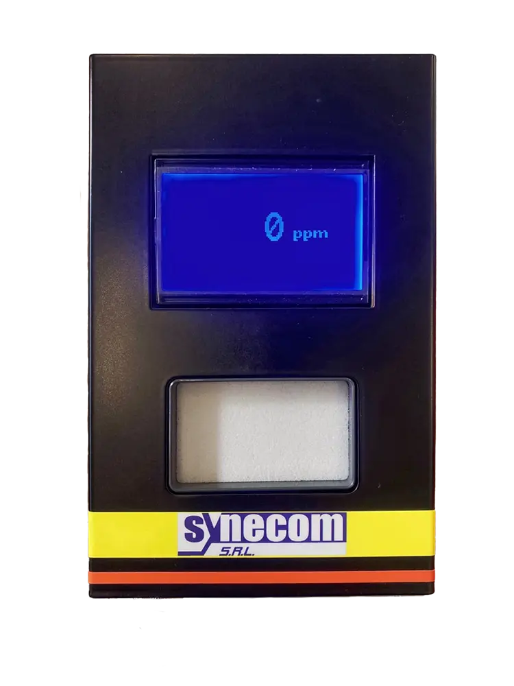 Independent SF<sub>6</sub> leak detection system